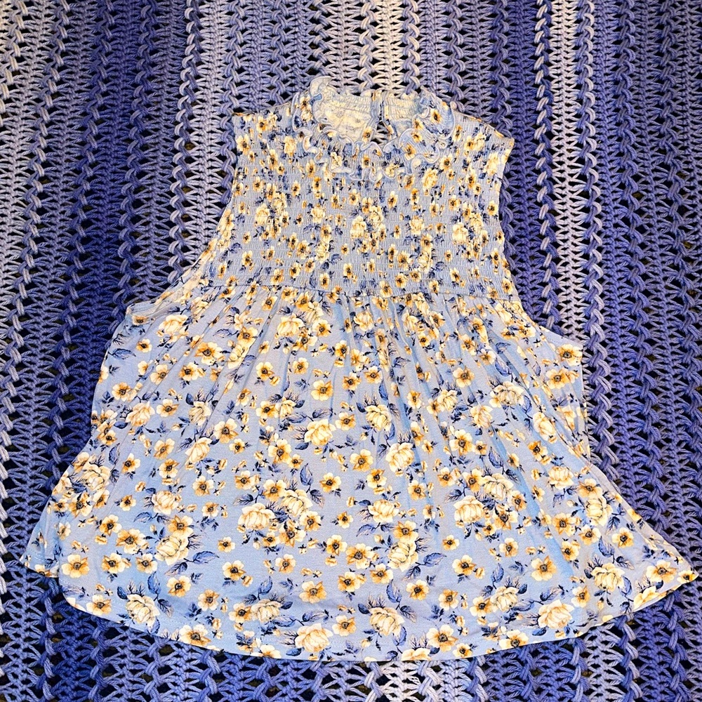 Mi Ami Woman’s Sleeveless Blouse Light Blue Floral XL